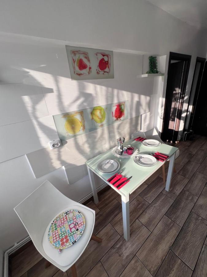 3 Rooms Apartment Palace View Ясси Екстер'єр фото